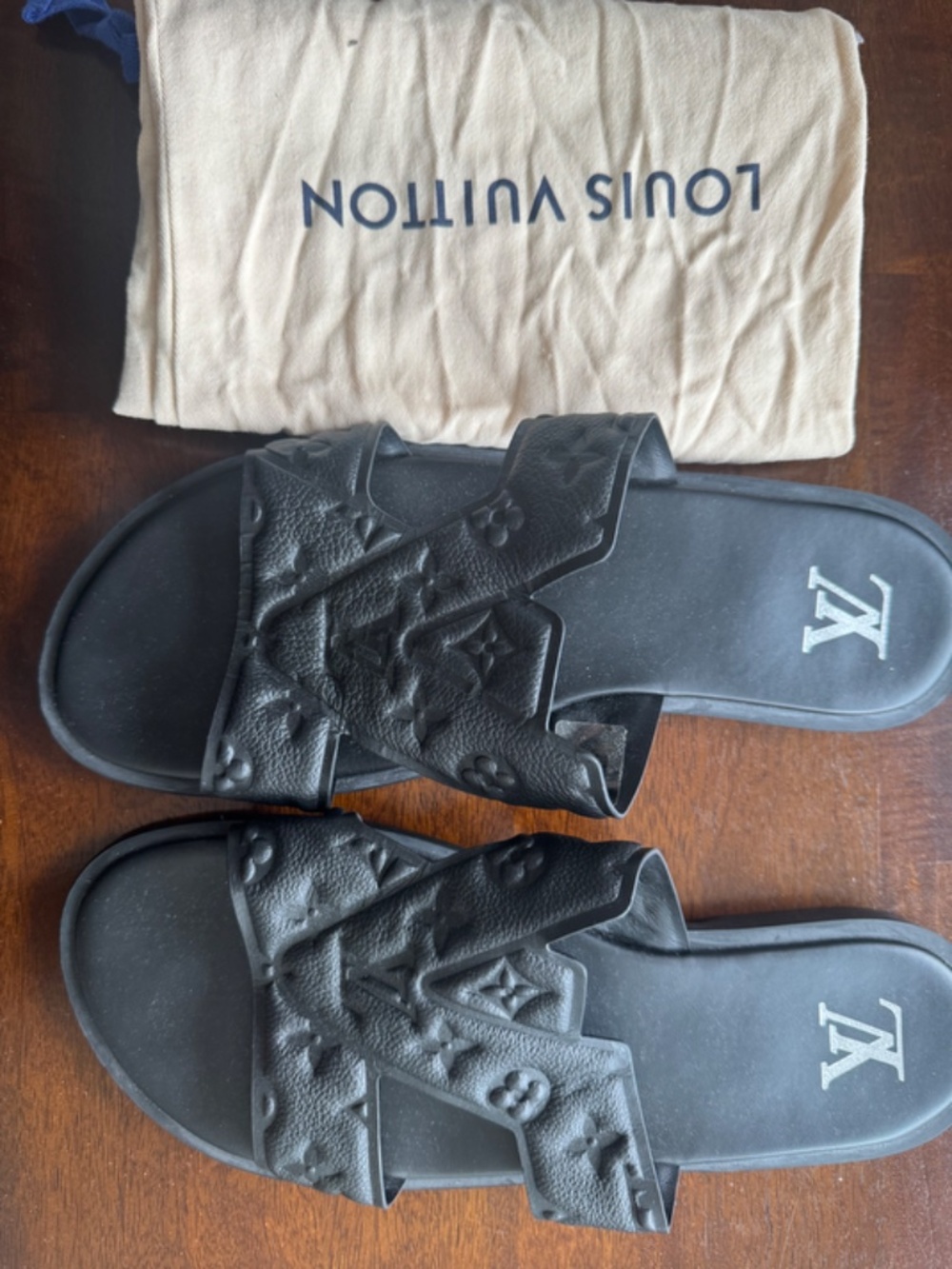 *GENTLY WORN* Louis Vuitton LV Oasis Mule